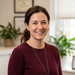 Laura Bennett, chargée de la Conformité & Réglementation au sein de QuotSèvance